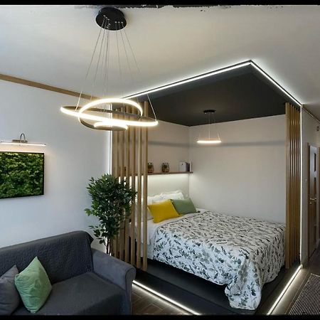 Good Knight Apartman Apartment แซแก็ด ภายนอก รูปภาพ
