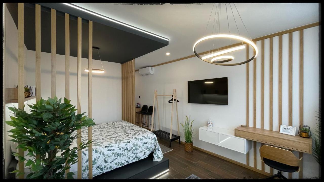 Good Knight Apartman Apartment แซแก็ด ภายนอก รูปภาพ