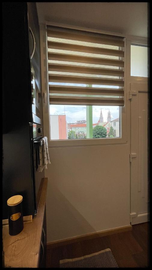 Good Knight Apartman Apartment แซแก็ด ภายนอก รูปภาพ